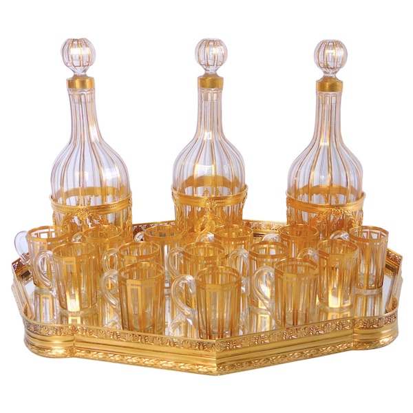 Risler & Carré : Service à liqueur en cristal de Baccarat doré et vermeil, style Empire - poinçon Minerve