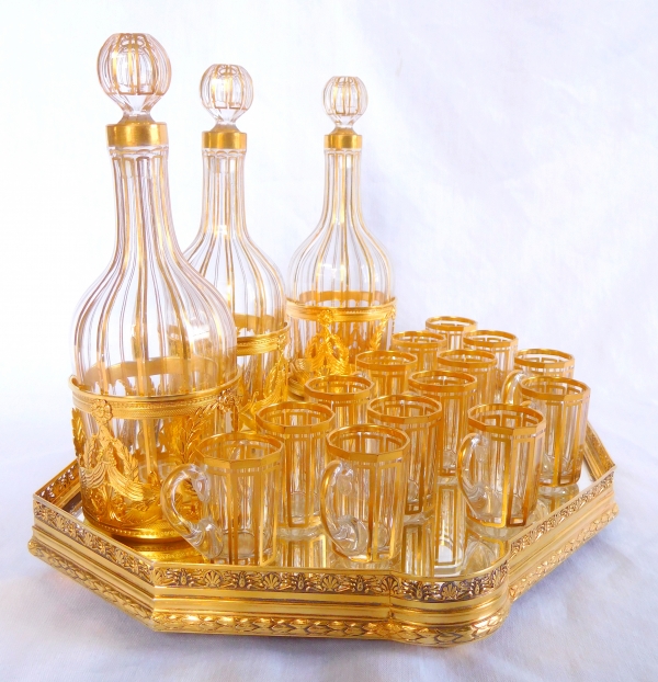 Risler & Carré : Service à liqueur en cristal de Baccarat doré et vermeil, style Empire - poinçon Minerve