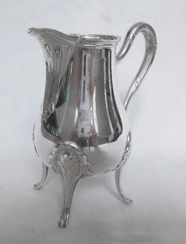 Service à thé et café de style Louis XVI en argent massif, poinçon Minerve, par Puiforcat