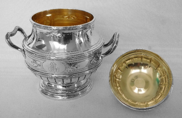 Sucrier de style Louis XVI en argent massif et vermeil par Lapar, poinçon Minerve