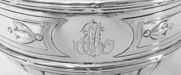 Sucrier de style Louis XVI en argent massif et vermeil par Lapar, poinçon Minerve