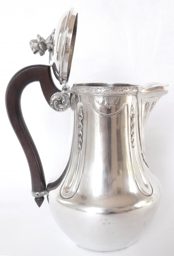 Puiforcat : verseuse / cafetière de style Louis XVI en argent massif, poinçon Minerve