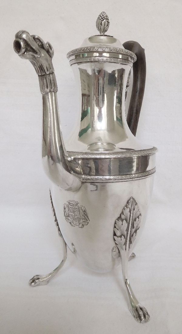 Verseuse / cafetière d'époque Empire en argent massif, armoiries, poinçon coq