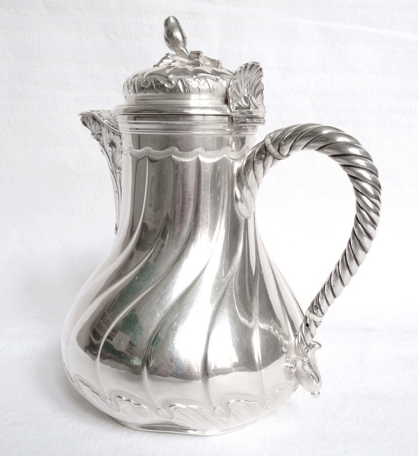 Verseuse / cafetière de Vicomte en argent massif, style Louis XV Rocaille, monogramme SD sous couronne - poinçon Minerve