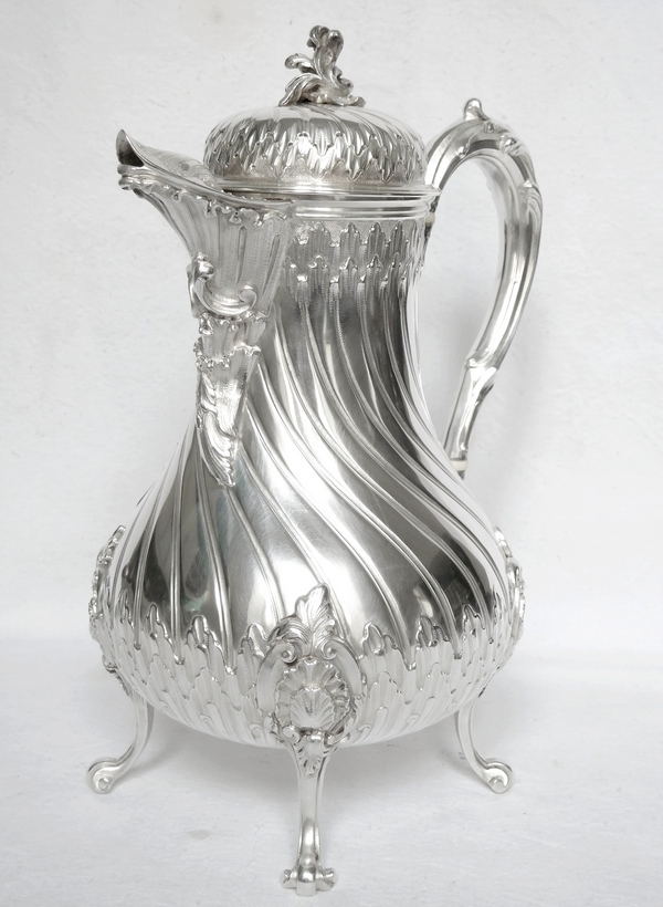 Sterling silver Rococo style coffee pot, coat of arms engraved, silversmith Tetard