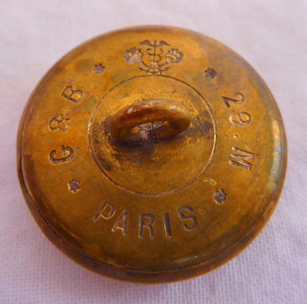 Série de 14 boutons de livrée à couronne de Comte en bronze doré, XIXe siècle