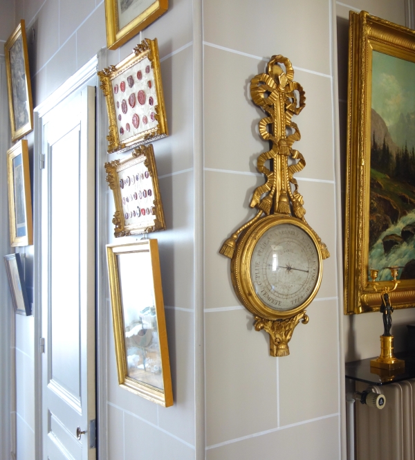 Louis XVI period sculpted gild wood barometer, 18th century