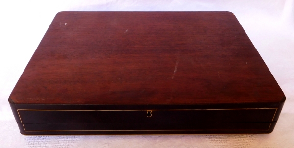 French gambling marquetry box signed Tahan, Napoleon III period (19th century)
