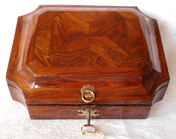 Louis XV violet wood marquetry wig box, mid 18th century circa 1740