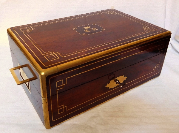 Amarante jewelry cassette box, Marquis crown, signed of Aucoc - France circa 1840