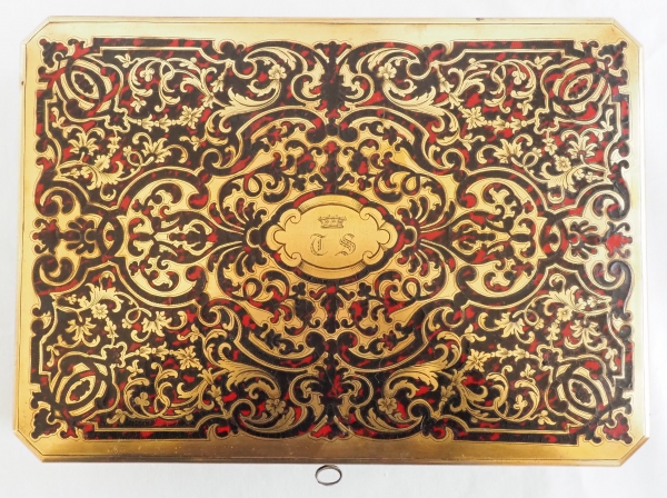 Coffret / boîte à bijoux en marqueterie Boulle (écaille et laiton), couronne de Baron