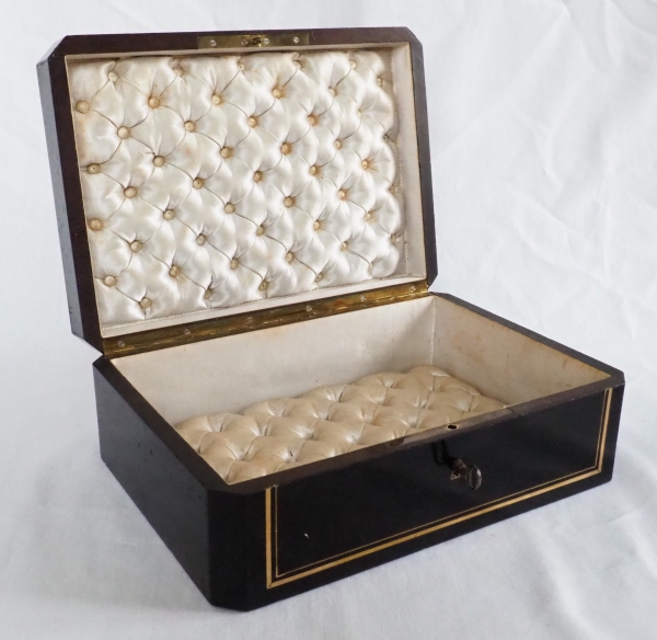 Coffret / boîte à bijoux en marqueterie Boulle (écaille et laiton), couronne de Baron