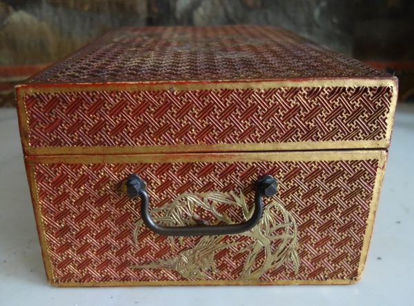 Boîte coffret en laque sculptée, Chine, époque Qing - fin XIXe / début XXe siècle