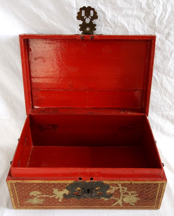 Boîte coffret en laque sculptée, Chine, époque Qing - fin XIXe / début XXe siècle