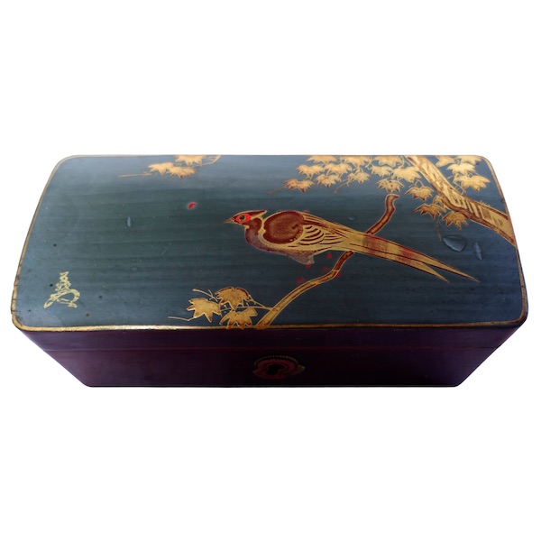 Japanese lacquered wood box, late 19th century - Meiji period