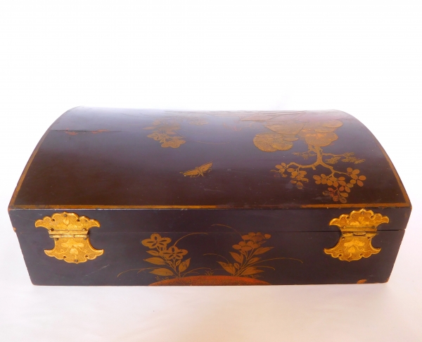 Louis XV wig box - Chinese style lacquered decoration - 18th century