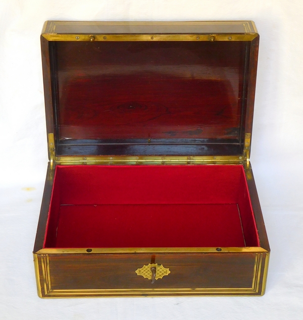 Large jewelery box, coat of arms and crown of count, 19th century