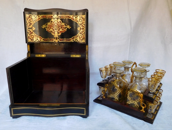 Boulle marquetry liquor cellar, 4 bottles and 16 glasses, Napoleon III period - mid-19th century