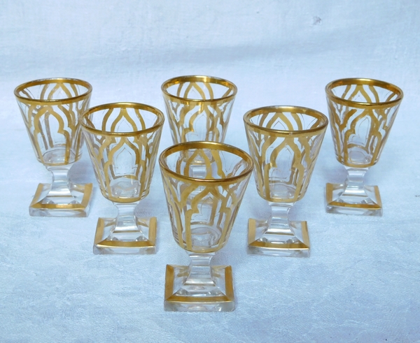 Cave à liqueur Napoléon III en marqueterie Boulle, 4 carafes & 16 verres en cristal doré orientaliste