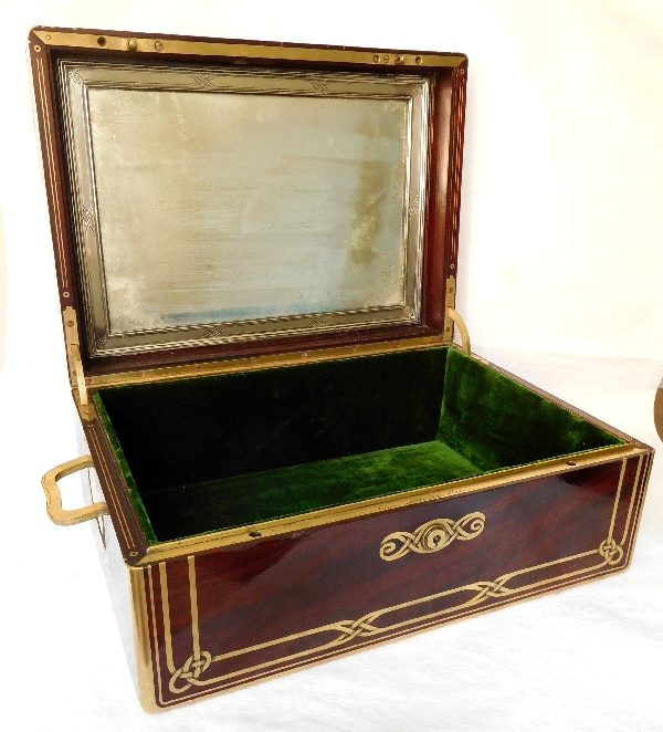 Aucoc : mahogany jewelry box, crown of count inlaid