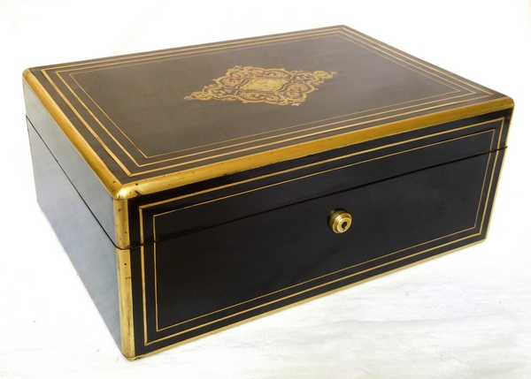 Grand coffret, boîte, cassette à bijoux à couronne de Comte, marqueterie Boulle sur bois noirci