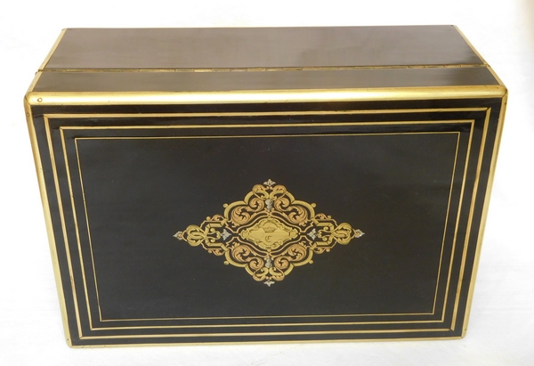 Grand coffret, boîte, cassette à bijoux à couronne de Comte, marqueterie Boulle sur bois noirci