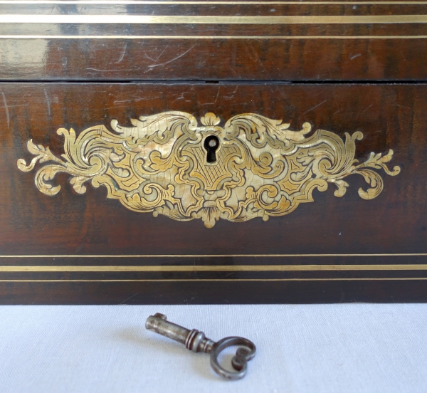 Large amaranth marquetry jewelry box, Napoleon III period circa 1850