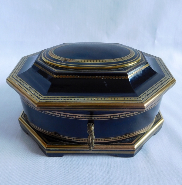 Tahan - supplier of the Emperor - ebony and brass jewelry box