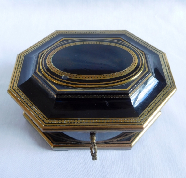 Tahan - supplier of the Emperor - ebony and brass jewelry box