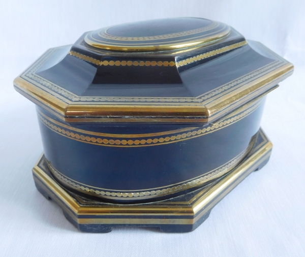 Tahan - supplier of the Emperor - ebony and brass jewelry box