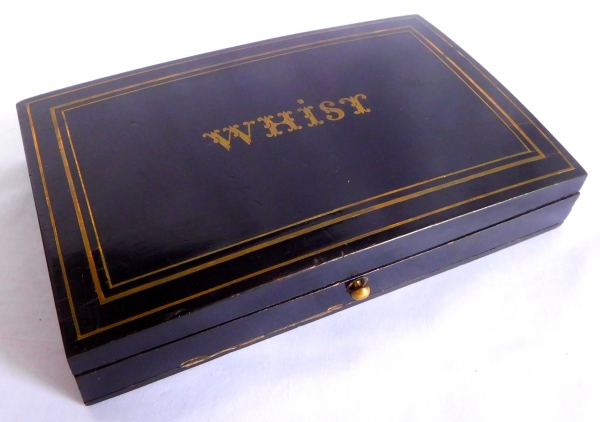 Coffret à jeu de cartes whist en bois noirci et laiton