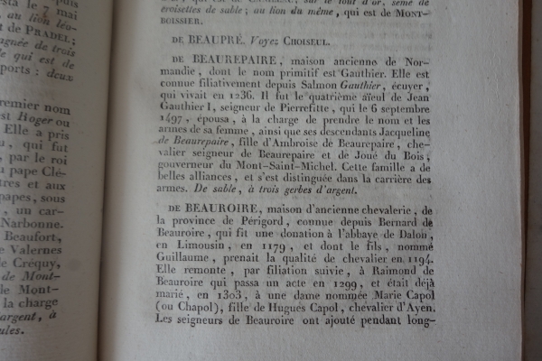 Héraldique : dictionnaire universel de la noblesse de France par Courcelles - 1820