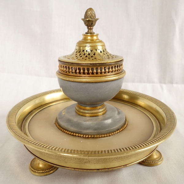 Large Directoire bronze and marble inkwell, late 18th century