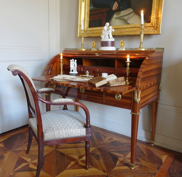 Encrier japonisant de style Louis XV en laque, bronze et porcelaine, XIXe siècle, Escalier de Cristal