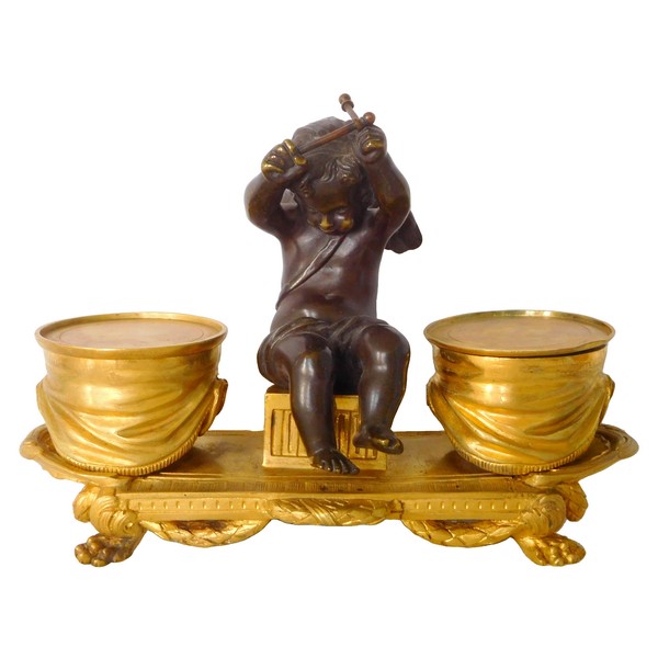 Louis XVI style ormolu and patinated bronze inkwell - putto playing drums