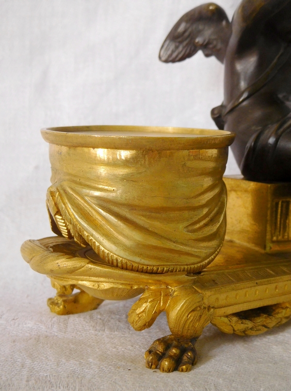 Louis XVI style ormolu and patinated bronze inkwell - putto playing drums