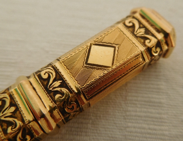 Sterling gold wax box and seal, 18 carats, Empire production - 18th century / early 19th century - 18g