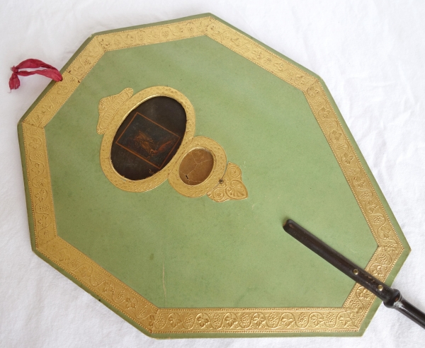 Early 19th century fan / magic lantern circa 1817