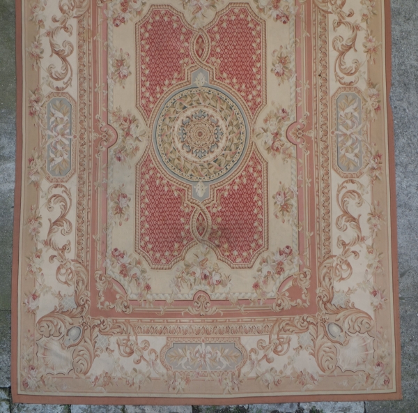 Grand tapis d'Aubusson de style néoclassique - 371cm x 264cm