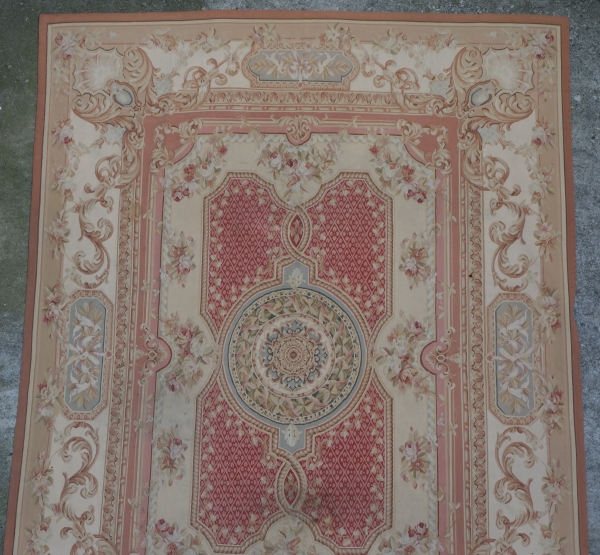 Grand tapis d'Aubusson de style néoclassique - 371cm x 264cm