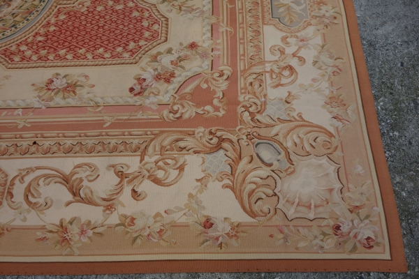 Grand tapis d'Aubusson de style néoclassique - 371cm x 264cm