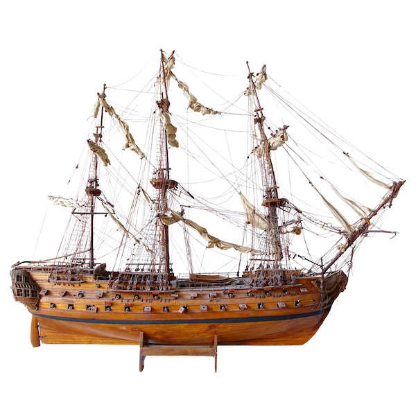 Maquette en bois : vaisseau de 74 canons - le Superbe 1784 - 100cm x 84cm - objet de marine