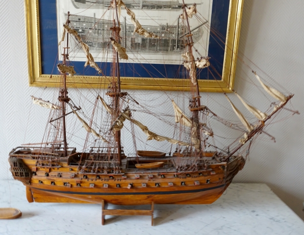 Maquette en bois : vaisseau de 74 canons - le Superbe 1784 - 100cm x 84cm - objet de marine