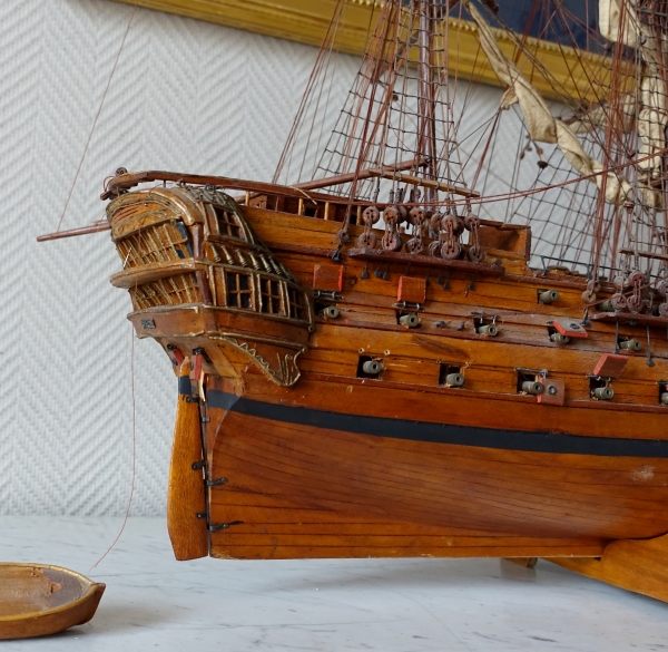 Maquette en bois : vaisseau de 74 canons - le Superbe 1784 - 100cm x 84cm - objet de marine