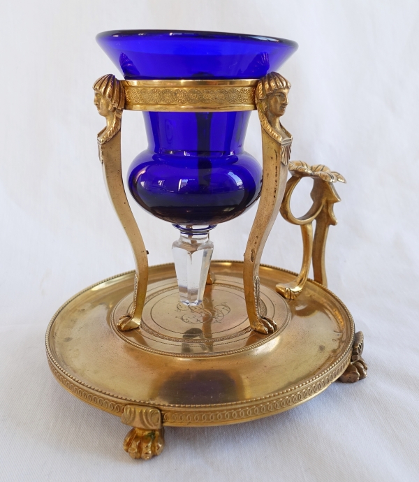 Lampe veilleuse en bronze doré et sa verrine bleue - époque Empire - Retour d'Egypte