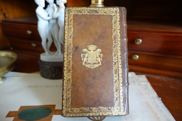 18th century book turned into a hiding place, Count coat of arms