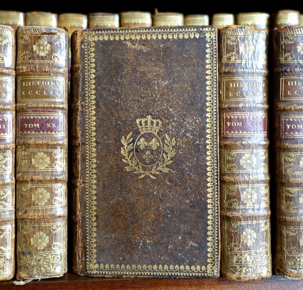 18th century book turned into a hiding place, Count coat of arms