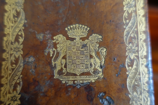 18th century book turned into a hiding place, Count coat of arms