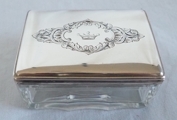 Coffret de voyage d'homme 32 pièces, argent massif et cristal, couronne de Vicomte, XIXe siècle vers 1840