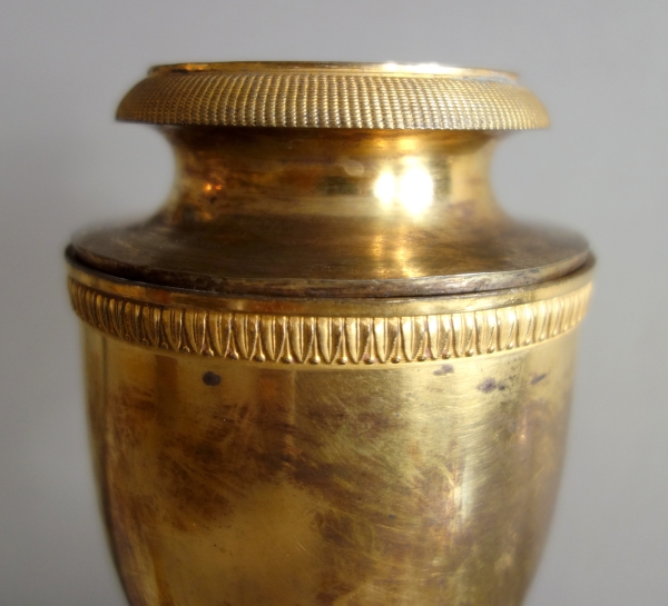 Paire de cassolettes en bronze doré sur colonne en marbre d'époque Empire